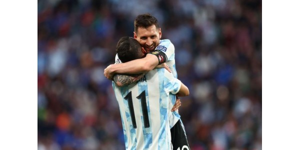 Lionel Messi espera dar a Ángel Di María o melhor presente quando ele partir